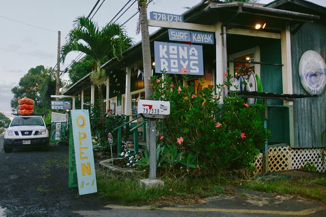 Morning Magic Kayak and Snorkel Adventure in Kealakekua Bay - Snorkeling in Kealakekua Bay: what to expect in the water