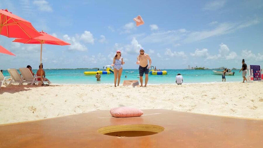 Nassau: Swimming Pigs, Snorkeling, Lunch, & Beach Boat Tour - Key things to know