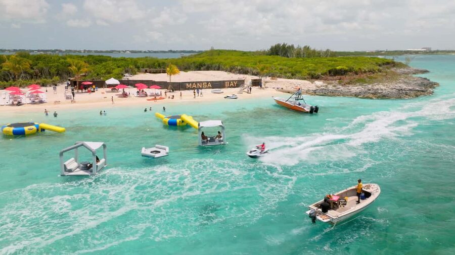 Nassau: Swimming Pigs, Snorkeling, Lunch, & Beach Boat Tour - Athol Island swimming pigs: what you do and how to enjoy it