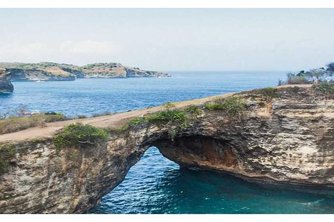 Nusa Penida Trip with Snorkeling all-Inclusive - Kelingking Beach: cliff-top views that feel like the main event