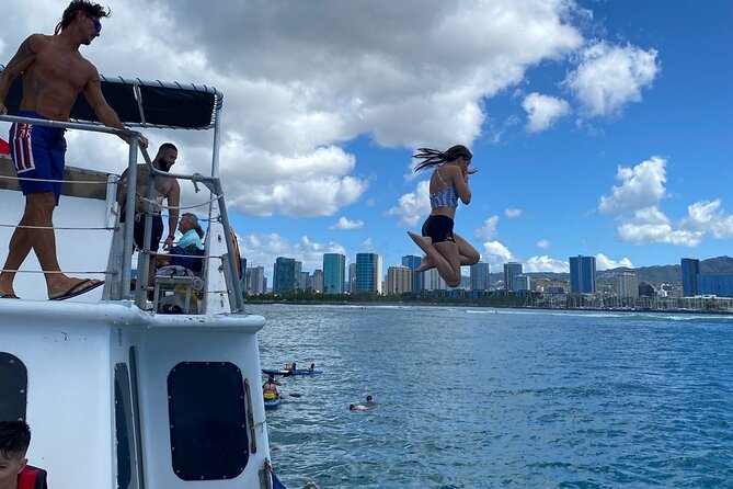 Oahu 5-in-1 Deluxe Cruise: Turtle Snorkeling & Ocean Activities - Kayaks and Paddleboards: Calm Water Fun With Real-World Limits
