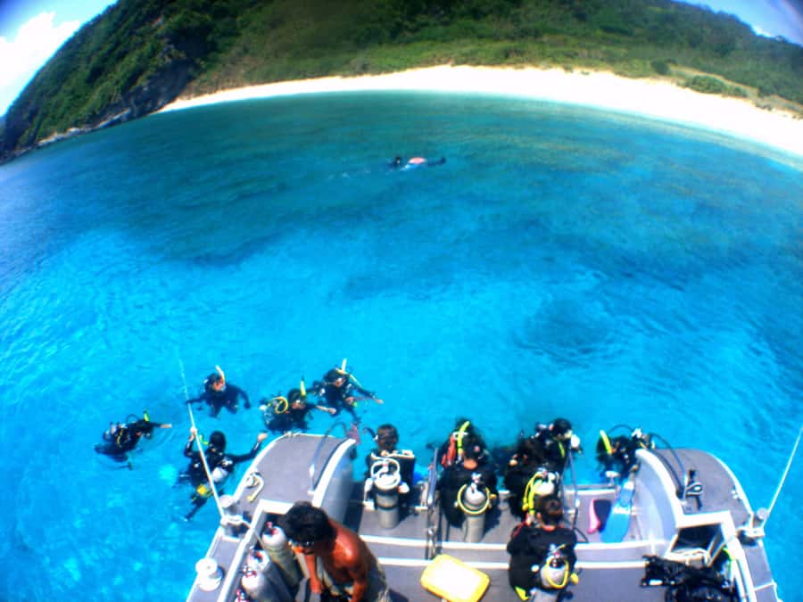 Okinawa: From Naha: Kerama Islands 1-day snorkeling tour - Kerama Islands snorkeling: how this tour feels in real life