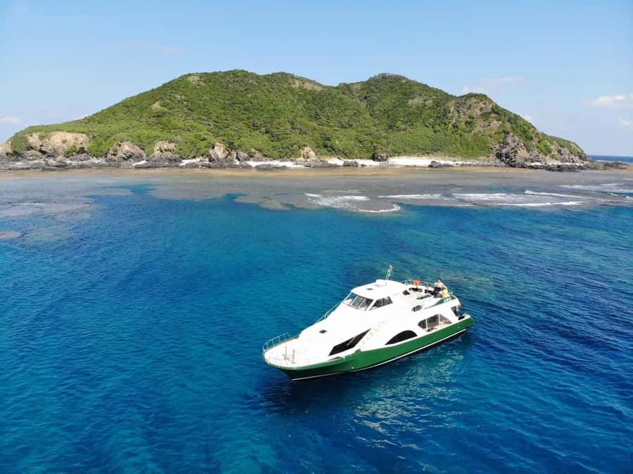 Okinawa: From Naha: Kerama Islands 1-day snorkeling tour - What you actually do underwater: 2–3 reef stops with instructor guidance
