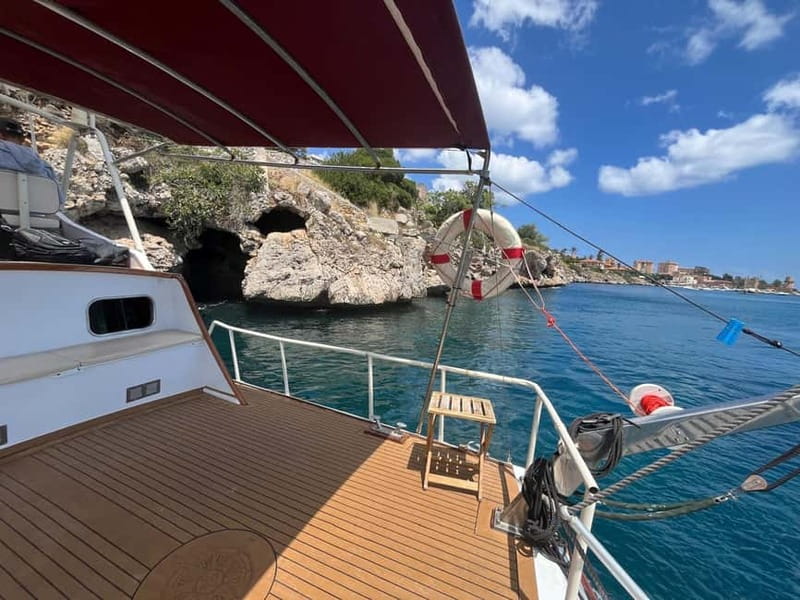 Palermo: Boat Tour With Aperitif Snorkeling And Cave Tour - Choosing Your Boat: Sailing vs Vintage Yhact (and Why It Might Change)