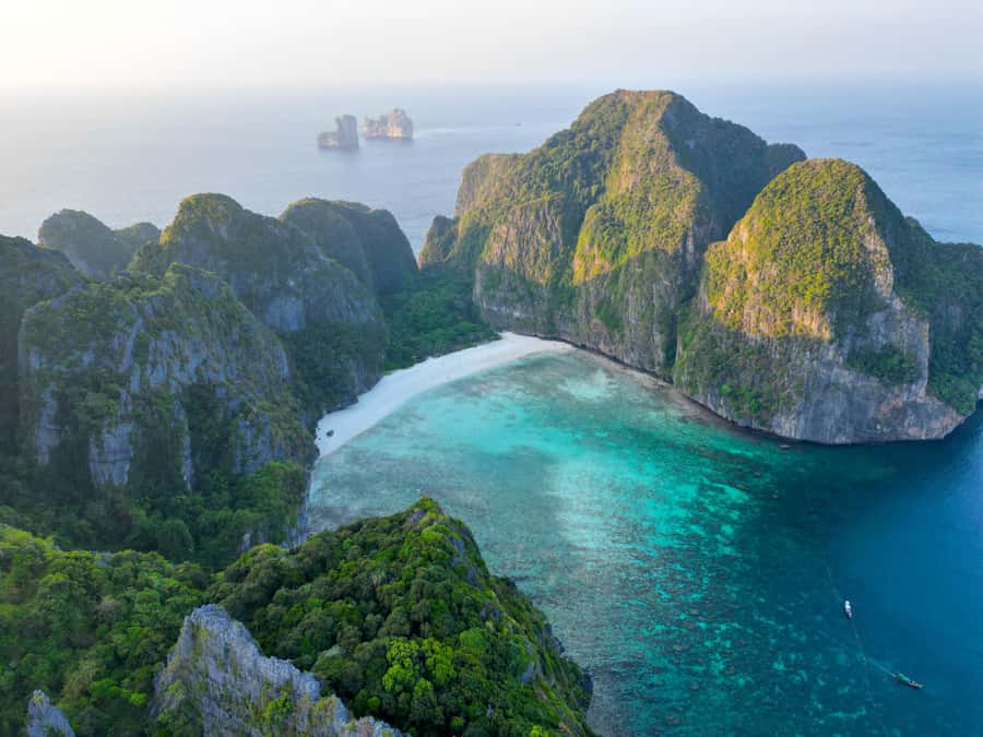 Phi Phi: Private Longtail Boat to Maya Bay with Snorkeling - Loh Samah Bay and the best snorkel momentum