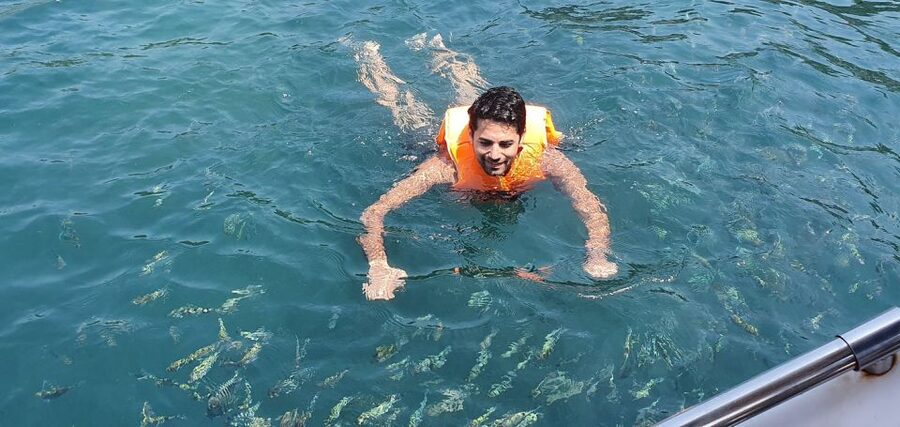 Phu Quoc: Speedboat Tour of 4 Islands with Snorkeling & BBQ - Stop 1: Kim Quy Island (Golden Turtle Island) and Your First Snorkel Window