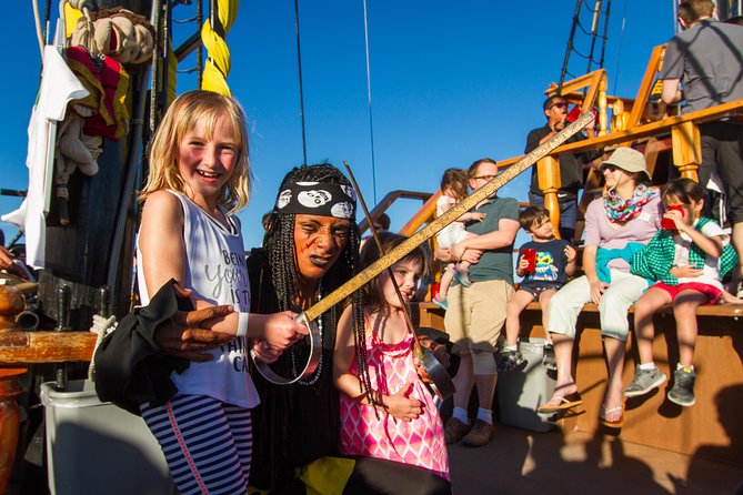 Pirate Ship Snorkel and Lunch Cruise in Los Cabos - Lunch, chips, and salsa: why the food can be the best part