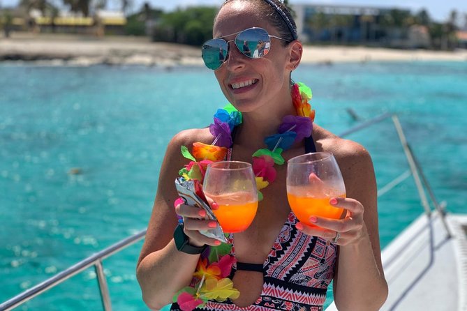 Premium Catamaran Afternoon Sail: Snorkeling and Lunch - Boat boarding and ladder steps: the main “fitness” consideration