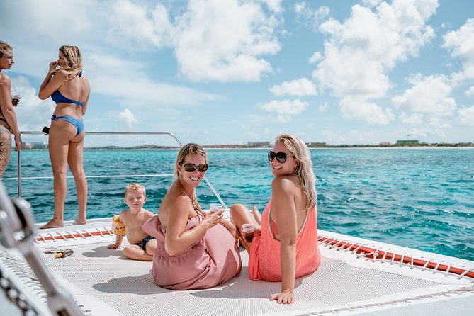 Premium Catamaran Morning Sail: Snorkeling, Mimosas and Brunch - The crew and small-group vibe on the Octopus
