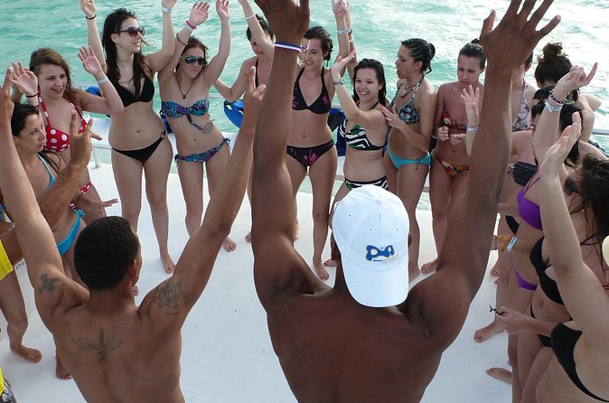 Private Catamaran Snorkeling Family Adventure - Price and Value: How $900 per Group Can Work
