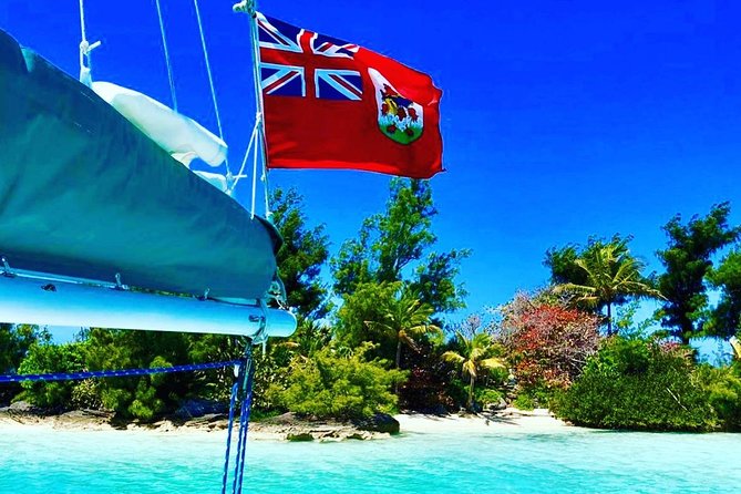 Private Catamaran Swim sail snorkel cliff jumping SUP - Board comfort and music: hammocks, Bluetooth, and restroom access