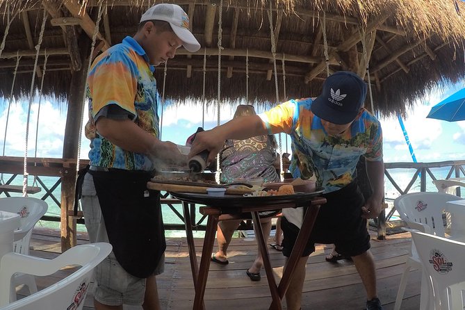 Private Jeep Excursion in Cozumel with Lunch and Snorkeling - Mercado Municipal: Lunch That Tastes Like Cozumel