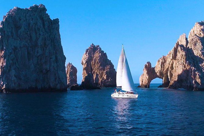 Private Luxury 42ft Sailing with Snorkeling in Los Cabos - Price and Value: How $990 Per Boat Works