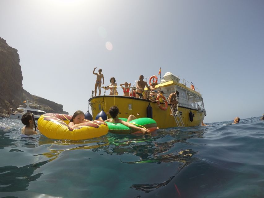 Puerto de Mogan: Boat and Snorkeling Trip - Photos, snorkeling confidence, and why the guide matters