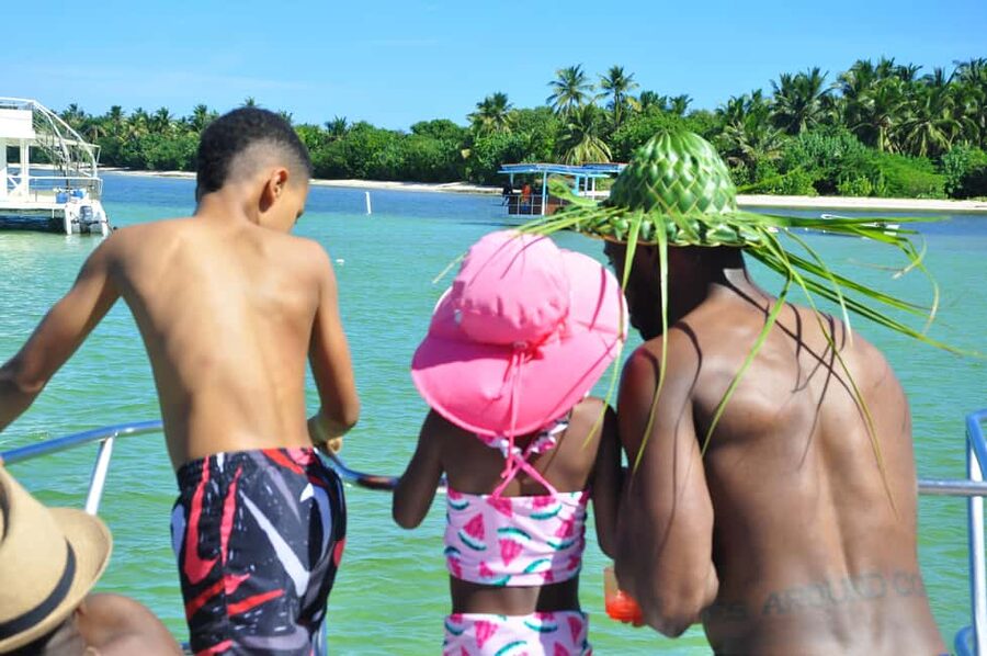 Punta Cana: Catamaran Tour with Reef Snorkeling and Open Bar - Reef Snorkeling: The Clear-Water Moment You’ll Remember