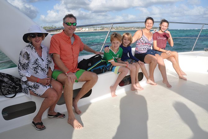 Punta Cana Combo Tour: Snorkeling, Catamaran Cruise & Parasailing - The Natural Pool Stop: Swim, Beer, and Floating-Bar Fun