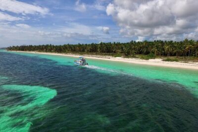 Punta Cana Exclusive Adults-Only Snorkel with Food and Drinks - Getting to the boat in Punta Cana: pickup, timing, and how it runs