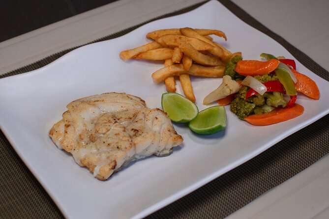 Punta Cana Exclusive Adults-Only Snorkel with Food and Drinks - Open bar energy without losing the snorkeling focus