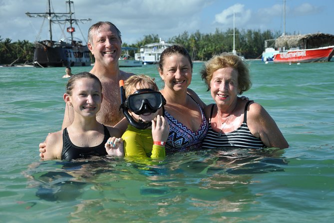 Punta Cana Parasailing & Snorkeling Cruise Experience - Food, Snacks, and What You Should Bring