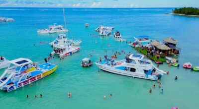 Punta Cana: Party Boat with Snorkeling, Open Bar And Hip Hop - Hip Hop, Bluetooth Speakers, and Letting Your Playlist Drive