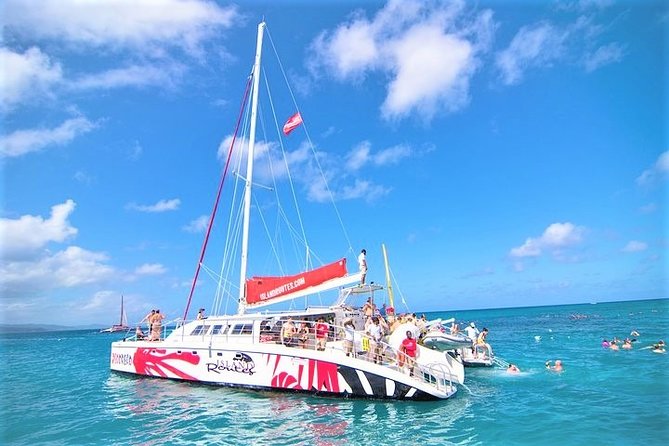Reggae Catamaran and Snorkeling Open Bar Cruise Montego Bay - Snorkeling at Doctor’s Cave: gear, comfort, and what to bring