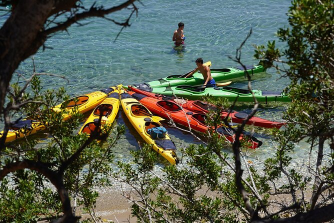 Rina Cave Sea Kayak Tour with Snorkeling and Picnic - Rina Cave: birds, stalactites, and why you go at the right speed