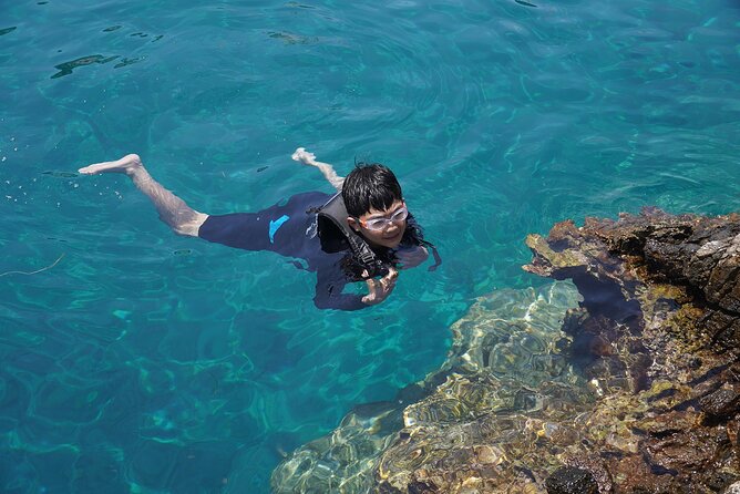 Rina Cave Sea Kayak Tour with Snorkeling and Picnic - Weather and wind: when the route changes without ruining your day