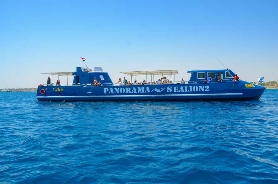 Safaga/Makadi Bay: Panorama Submarine with Snorkeling Tour - Onboard the Panorama Submarine: Views, Windows, and Crew Vibes
