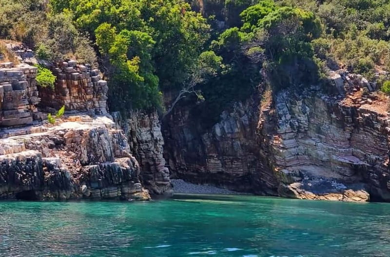 Sarandë: Boat Tour at Kroreza & Hidden Caves with Snorkeling - Boat-only beaches in Sarandë: why this feels like more than sightseeing