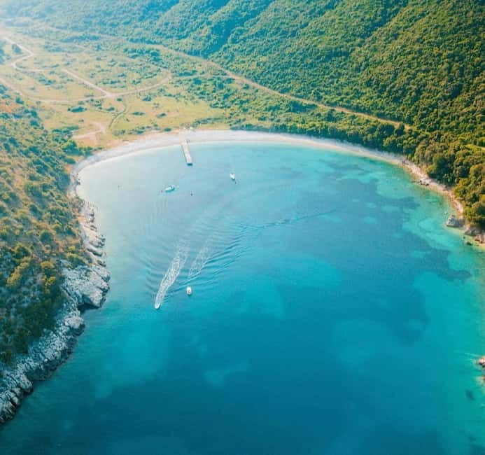 Sarandë:Krorez Boat Tour with Free Umbrella&Snorkelling mask - A speedboat route that feels like a coastal highlights reel