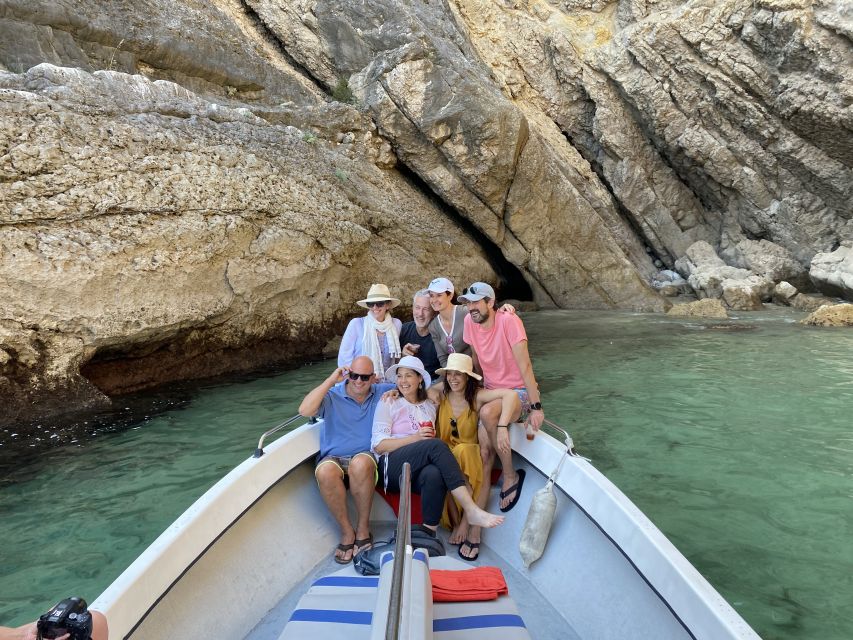 Sesimbra: Arrábida Beaches & Caves Boat Tour with Snorkeling - Key things to know before you go