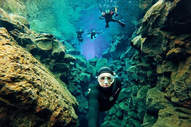 Silfra Wetsuit Snorkeling - Meet on Location | Free Photos - Your 30–40 Minutes Underwater: Clarity, Coaching, and Real Buoyancy