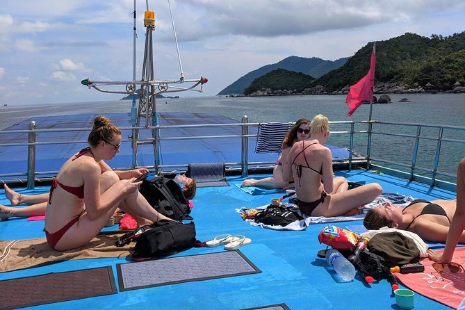 Snorkel Tour to Koh Nangyuan and the hidden bays of Koh Tao onboard the Oxygen - Nang Yuan Island: Viewpoint Effort First, Then Snorkel Time