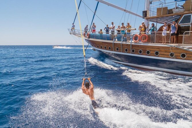Snorkeling trip to Ras Mohamed & The White Island aboard Luxury Yacht - Ras Mohamed snorkeling: where the reef meets easy viewing