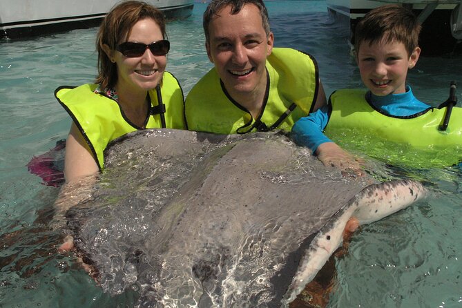 Stingray Sandbar, Snorkeling, and Starfish Point - Starfish Point: a 25-minute star hunt