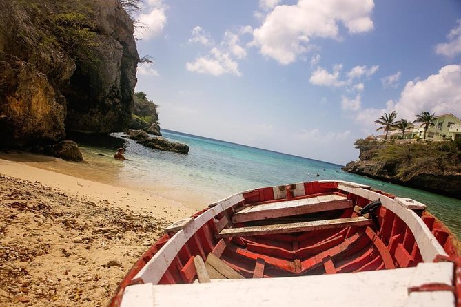 The Curacao Private Beach Hopping / Snorkeling Tour - How the 5–7 hour flow works: turtles, clear water coves, and repeat swim time