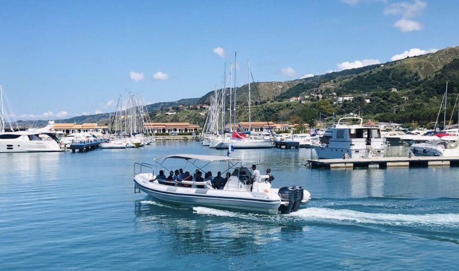 Tropea: Capo Vaticano Boat Trip with Snorkeling & Drink - Cruising the UNESCO Coast of the Gods: Tropea’s cliff sanctuary to the Blue Grotto