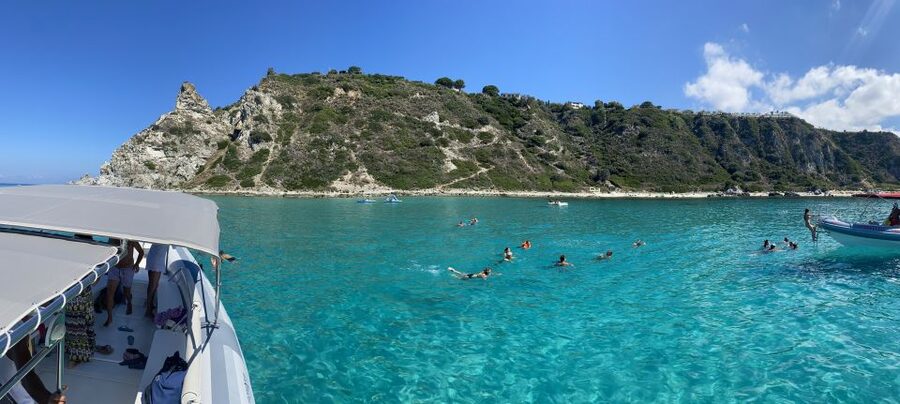 Tropea: Capo Vaticano Boat Trip with Snorkeling & Drink - Getting on board at Tropeasub and what’s included