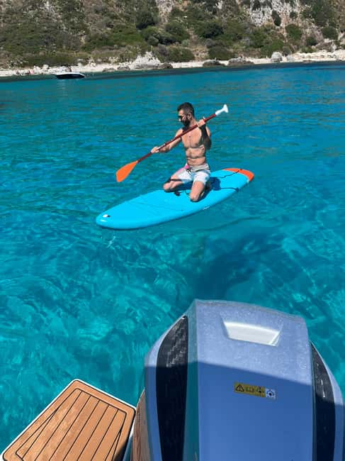 Tropea: tour in barca lungo la Costa degli Dei, snorkeling - SUP on the included price: a second way to enjoy the water