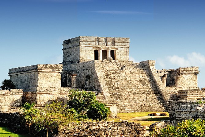 Tulum & Coba with Cenote, Cave Exploration, Lunch & Tastings - Nohoch Nah Chich cenote swim: lockers, life vests, and optional cave exploration