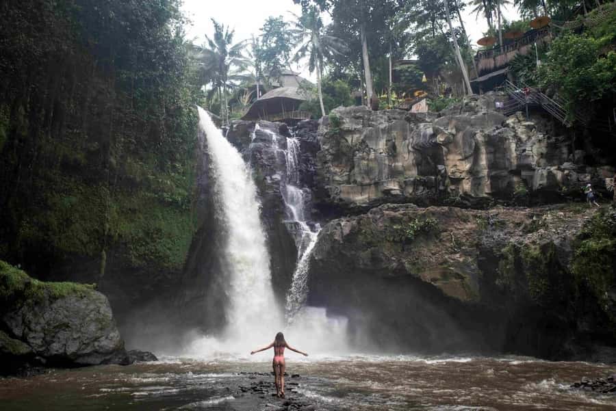 Ubud: Tegenungan Waterfall, Snorkeling, and Canyoning Tour - Tegenungan Waterfall swim: keep your togs on