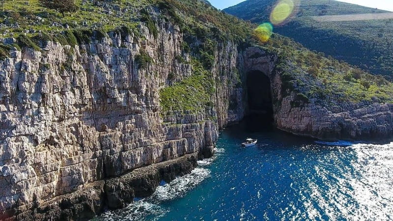 Vlore: Haxhi Ali Cave, Karaburun Speedboat Tour & Snorkeling - Karaburun Peninsula and Shen Vasil Beach: wild shore, proper break time