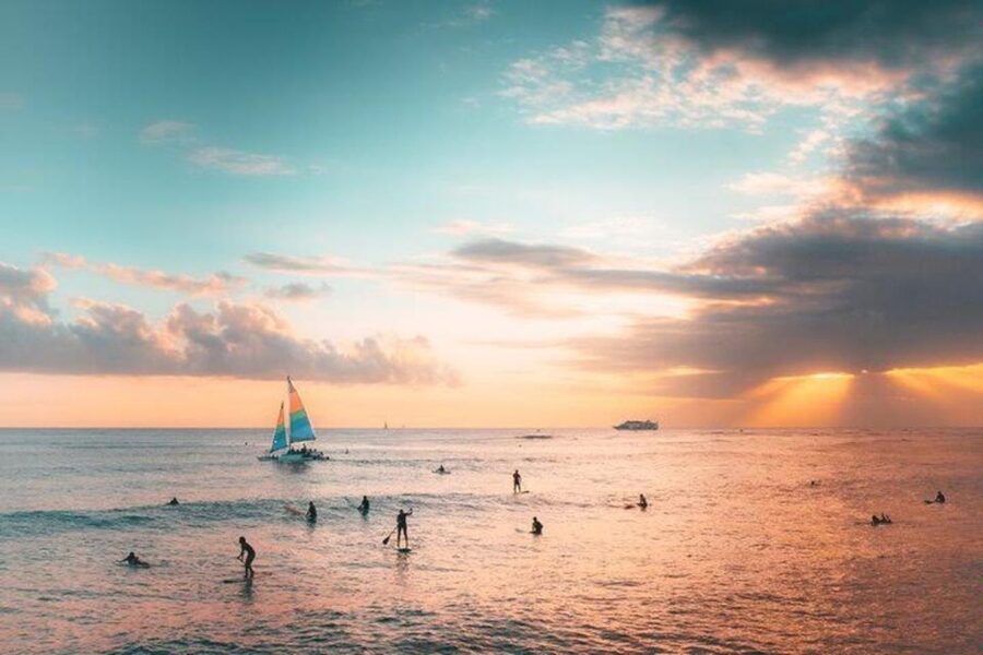 Waikiki Beach: Turtle Snorkeling and Sailing on Hāwea - Sail to Turtle Canyon: how the trip sets up your snorkel moment