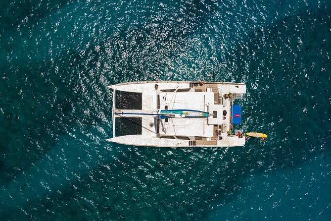 Waikiki Catamaran Snorkel Sail with Lunch: Turtles Guaranteed - Lunch, drinks, and the difference between morning and midday