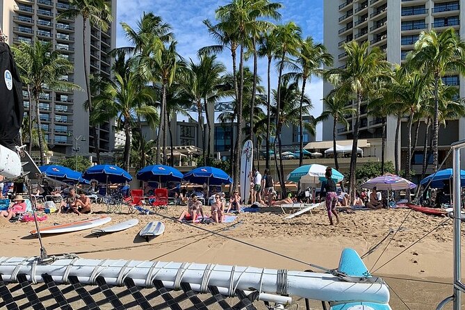Waikiki Turtle Snorkel and Sail on Hawea Catamaran - The sail back around Waikiki: why the boat portion feels like part of the show