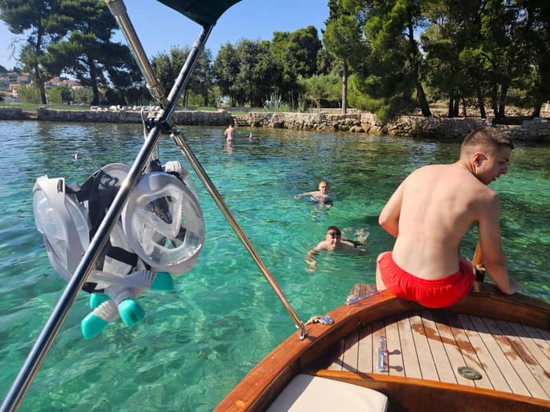 Zadar: 3 Islands Snorkeling Cruise with Prosecco - Foša Harbor start: the easiest way to begin your day afloat