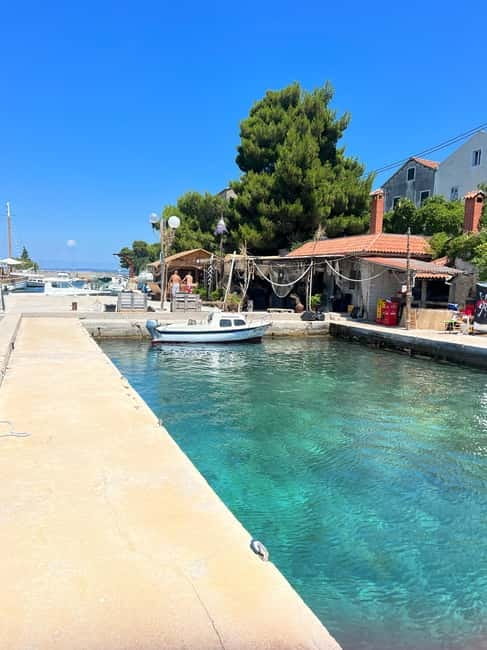 Zadar: 3 Islands SpeedBoat Tour with Snorkeling and Drinks - Value check: where your money seems to go