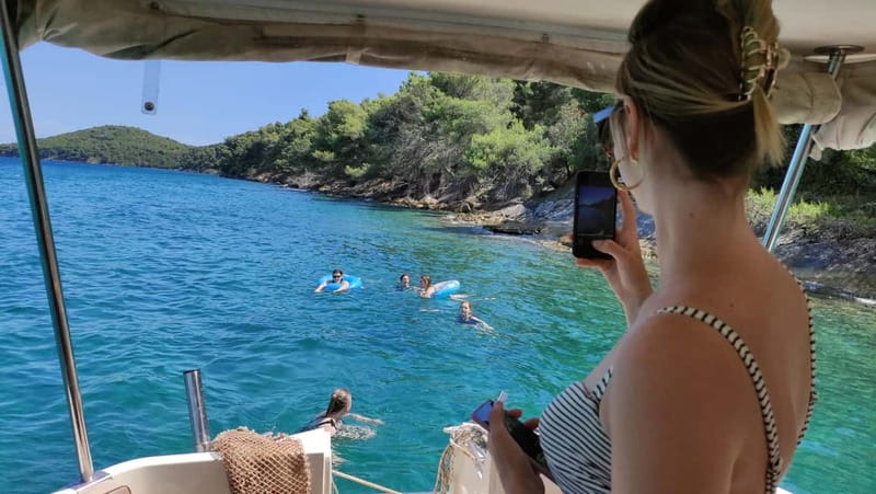 Zadar: Island Hopping Boat Tour with Snorkeling - The Skipper and the Local Touch: How Hosts Shape the Day