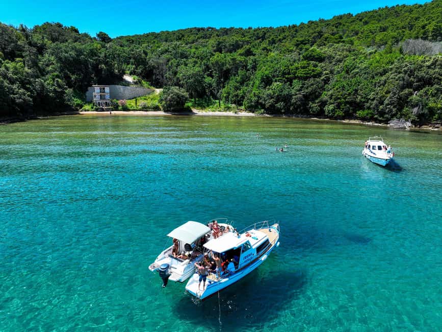 Zadar: Island Hopping Half-day Boat Tour with Snorkeling - Meeting point in Zadar: arrive early or you might miss the boat