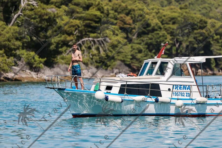 Zadar: Island Hopping Half-day Boat Tour with Snorkeling - The boat, skipper, and snorkeling setup that makes it easy